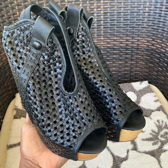 Jeffery Campbell Women’s Wedge - Picture 12 of 16